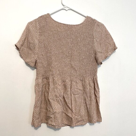 URBAN ROMANTICS URBAN OUTFITTERS UO Taupe Speckled Short Sleeve Smocked Blouse S - Picture 8 of 11